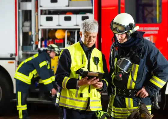 UVV Feuerwehr verständlich erklärt - worauf es im Alltag ankommt